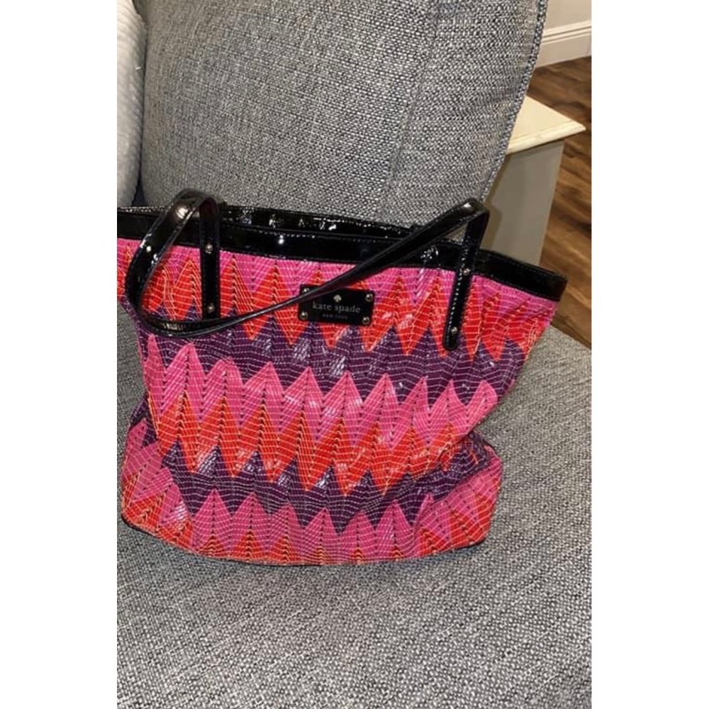 Kate spade purse. Authentic.